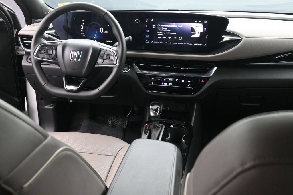 Used 2024 Buick Envista Sport Touring FWD image 13