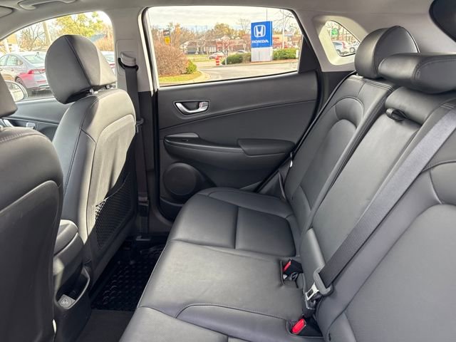 Used 2022 Hyundai Kona Limited image 19