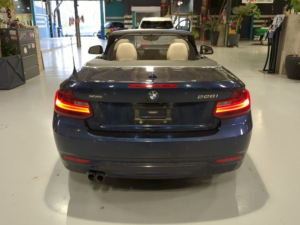 Used 2016 BMW 228i xDrive Convertible image 9