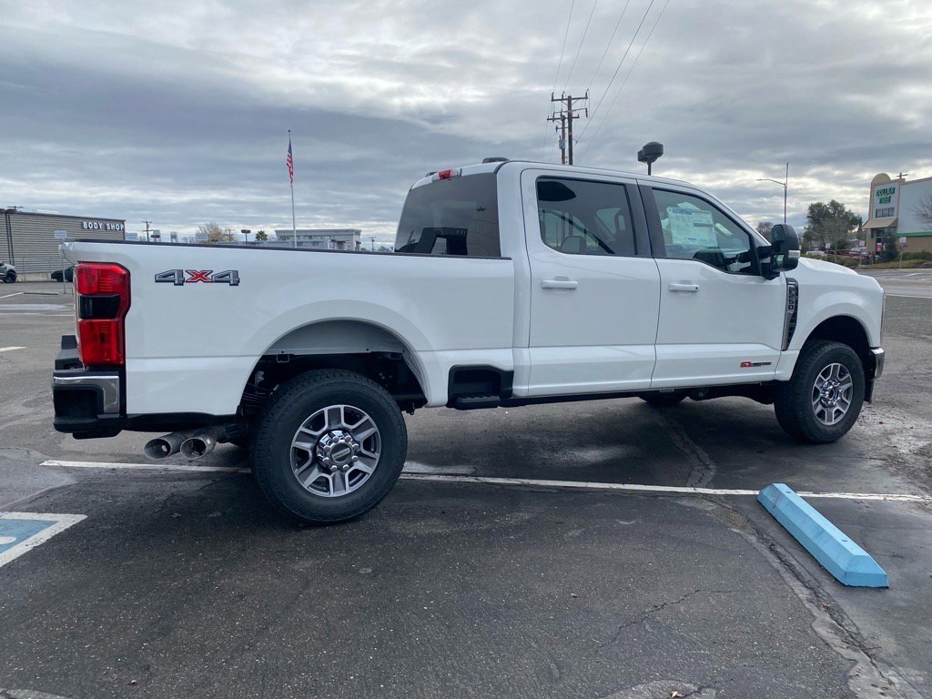 New 2025 Ford F250 Lariat image 9