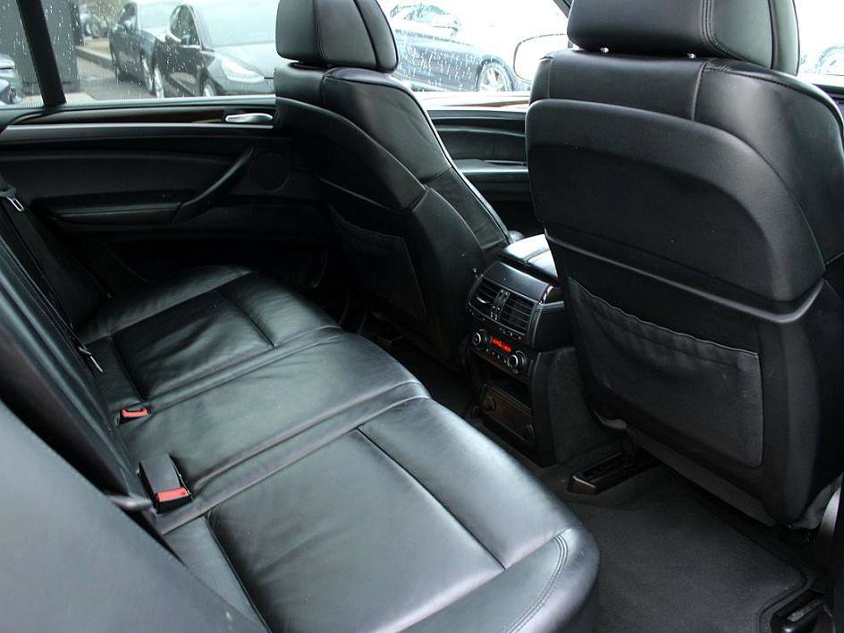 Used 2013 BMW X5 xDrive35i image 16