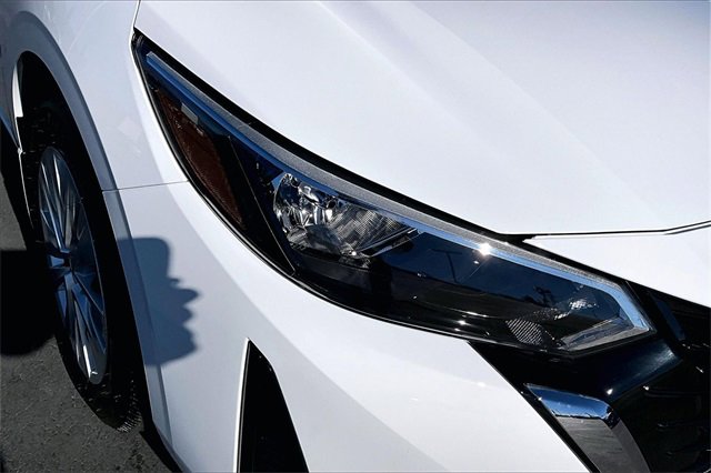 Certified 2025 Nissan Sentra S image 29