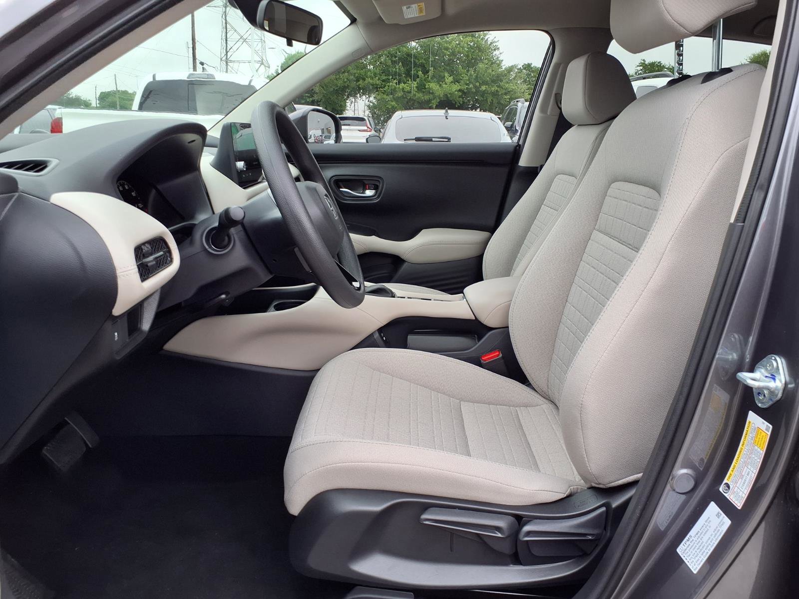 Certified 2026 Honda HR-V LX image 17