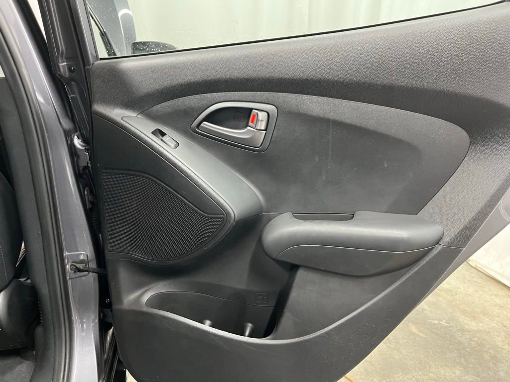 Used 2015 Hyundai Tucson GLS w/ Option Group 02 image 24