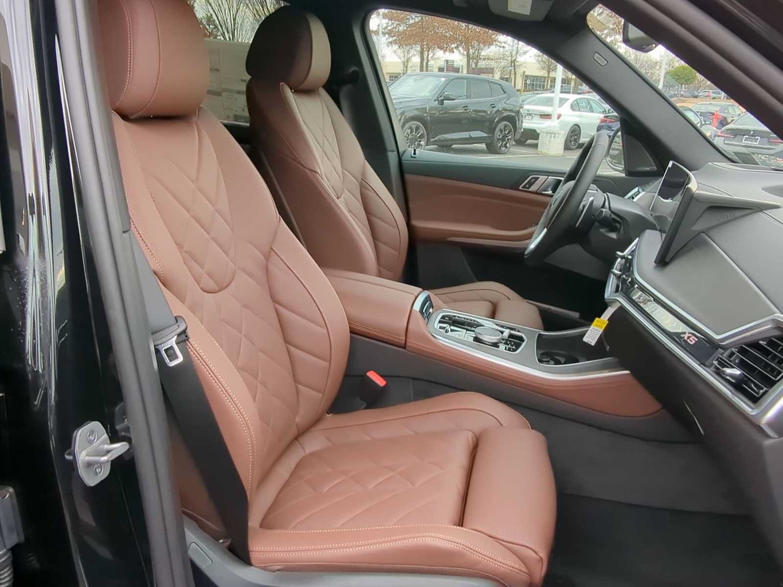 Used 2026 BMW X5 xDrive50e w/ Premium Package AWD/4WD image 24