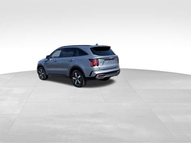 Used 2023 Kia Sorento S image 3