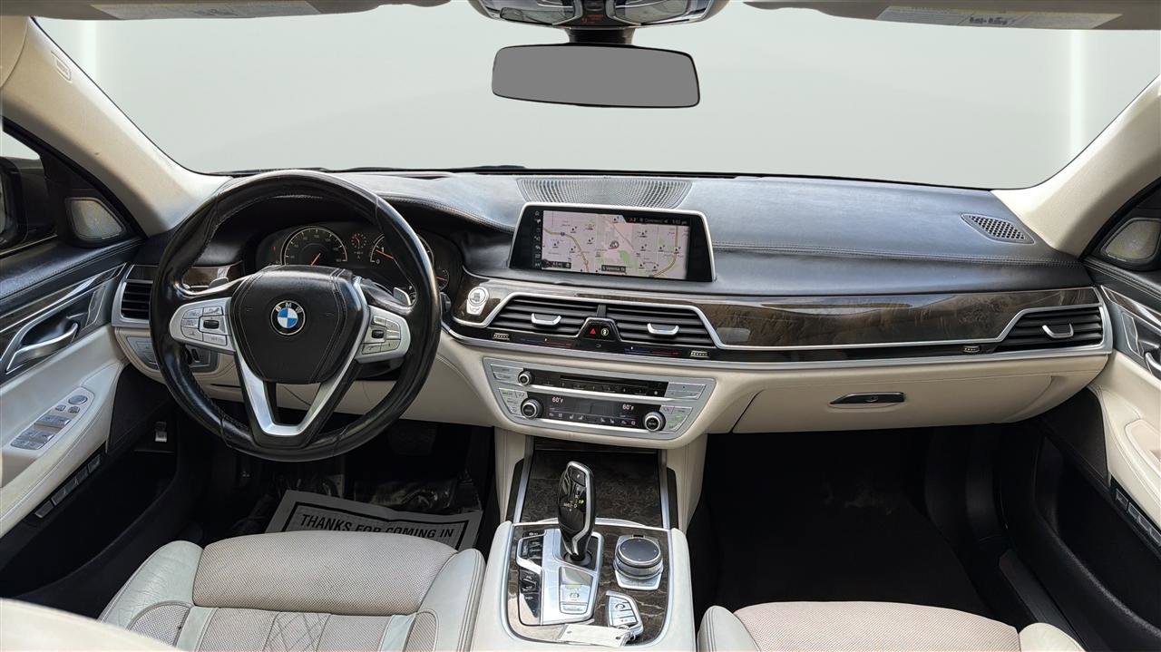 Used 2016 BMW 750i xDrive AWD/4WD image 24