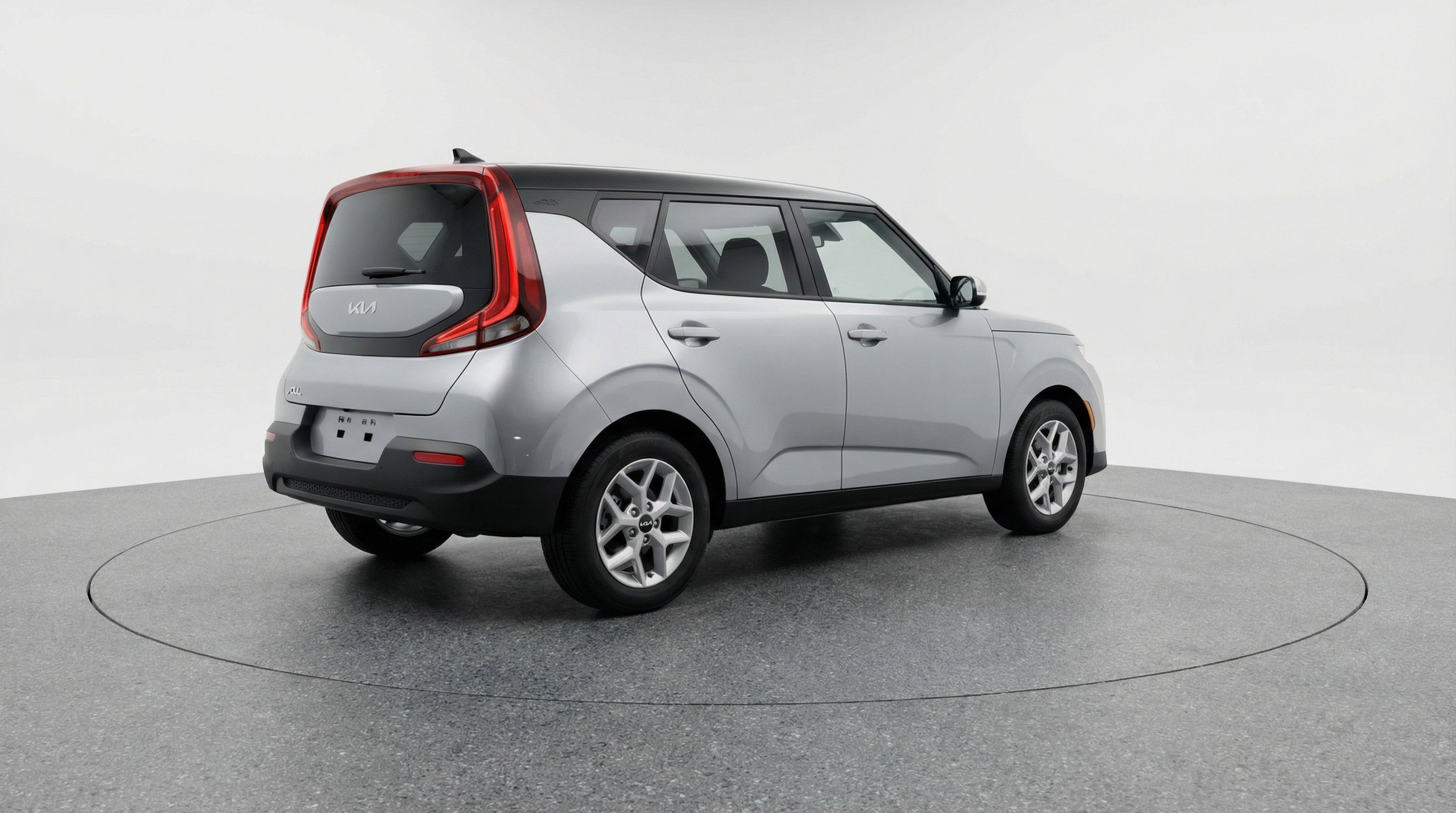 Used 2025 Kia Soul LX w/ LX Technology Package FWD image 9