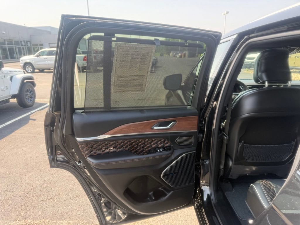 Certified 2023 Jeep Grand Cherokee Summit w/ Advanced Protech Group IV AWD/4WD image 36