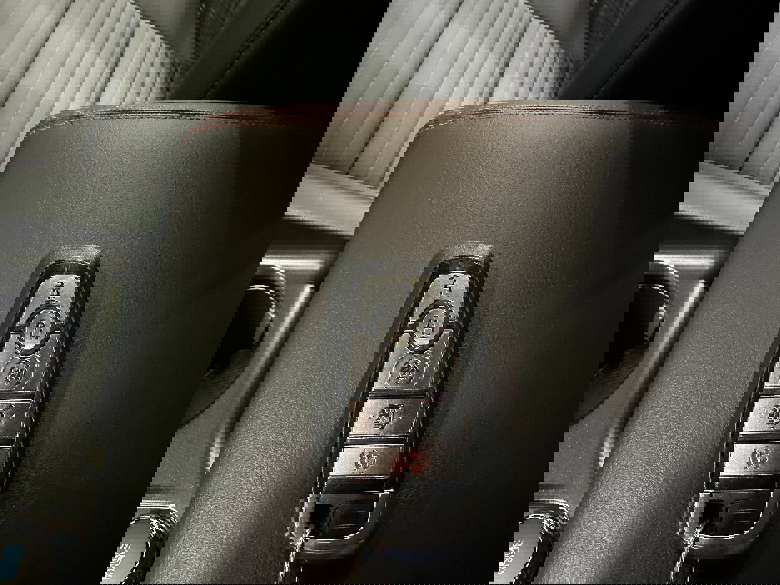 Certified 2025 Ford Explorer ST-Line image 33