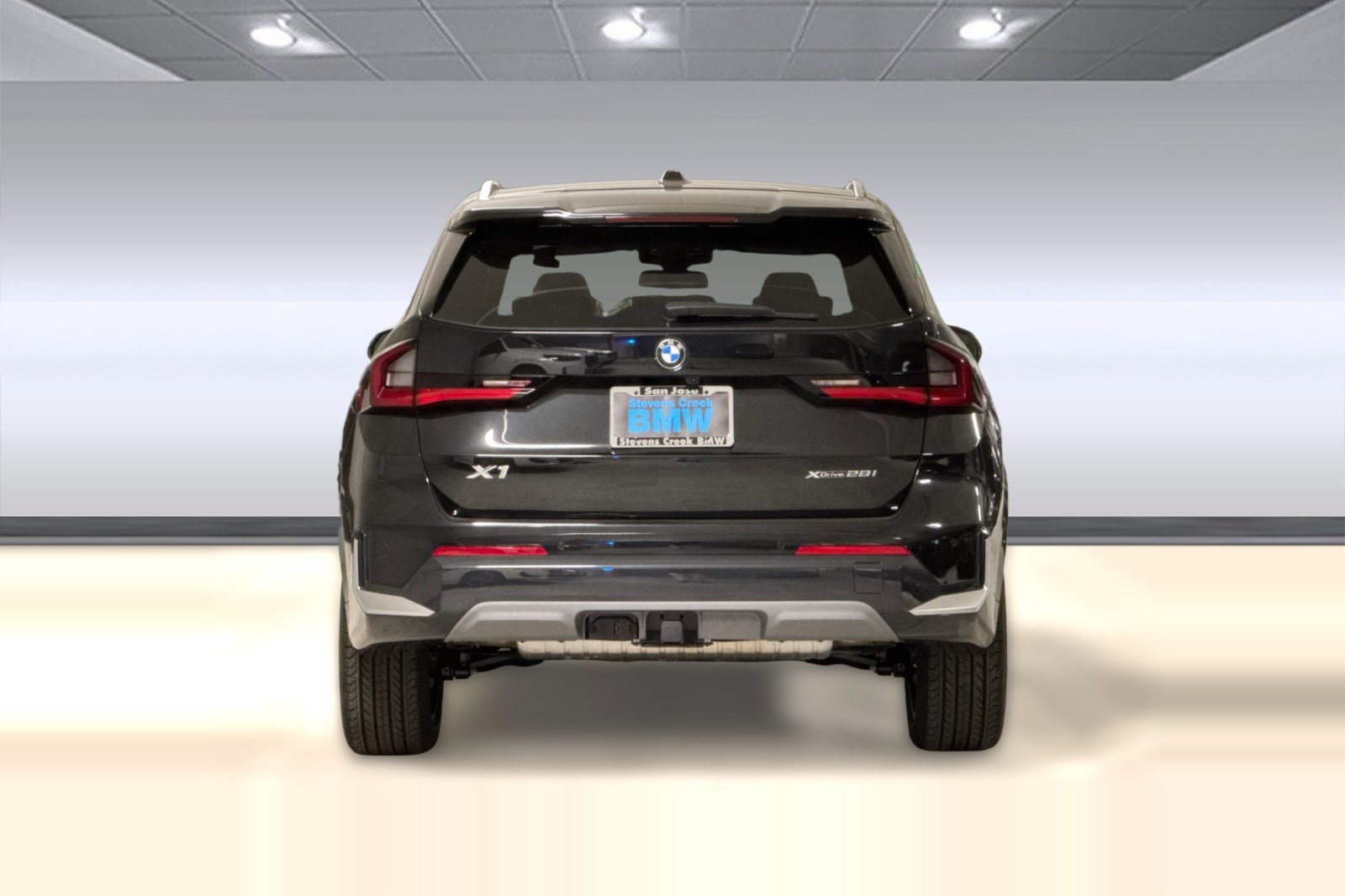 New 2026 BMW X1 xDrive28i w/ Technology Package AWD/4WD image 10