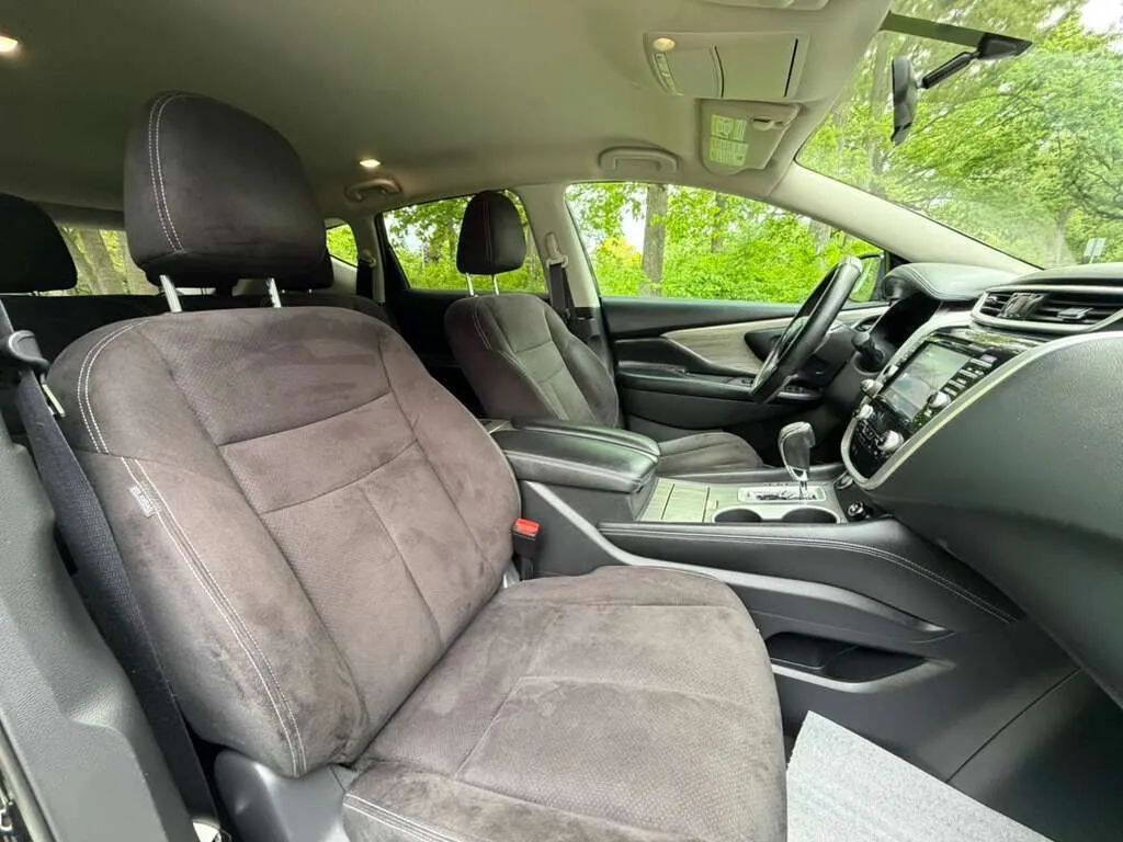 Used 2015 Nissan Murano SV AWD/4WD image 16
