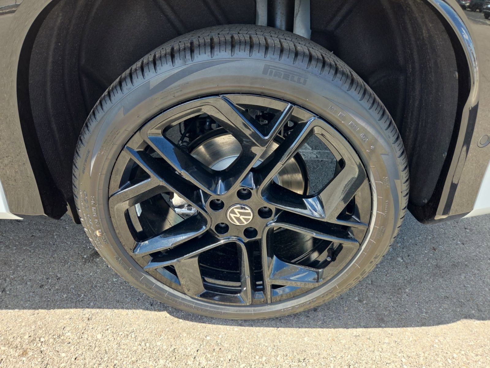 New 2026 Volkswagen Tiguan SE R-Line AWD/4WD image 14