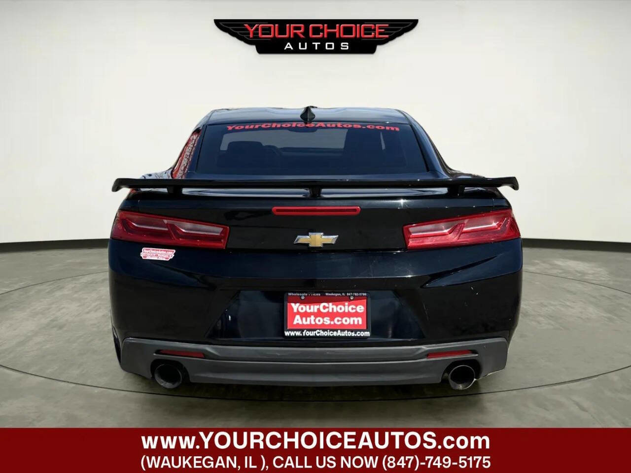 Used 2017 Chevrolet Camaro LT RWD image 4