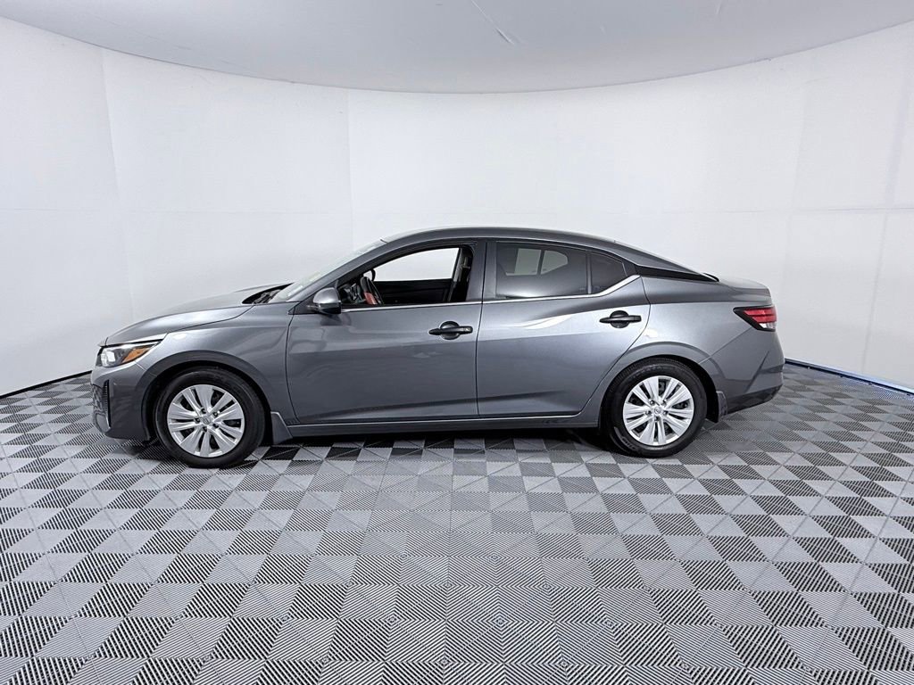 Used 2024 Nissan Sentra S image 7