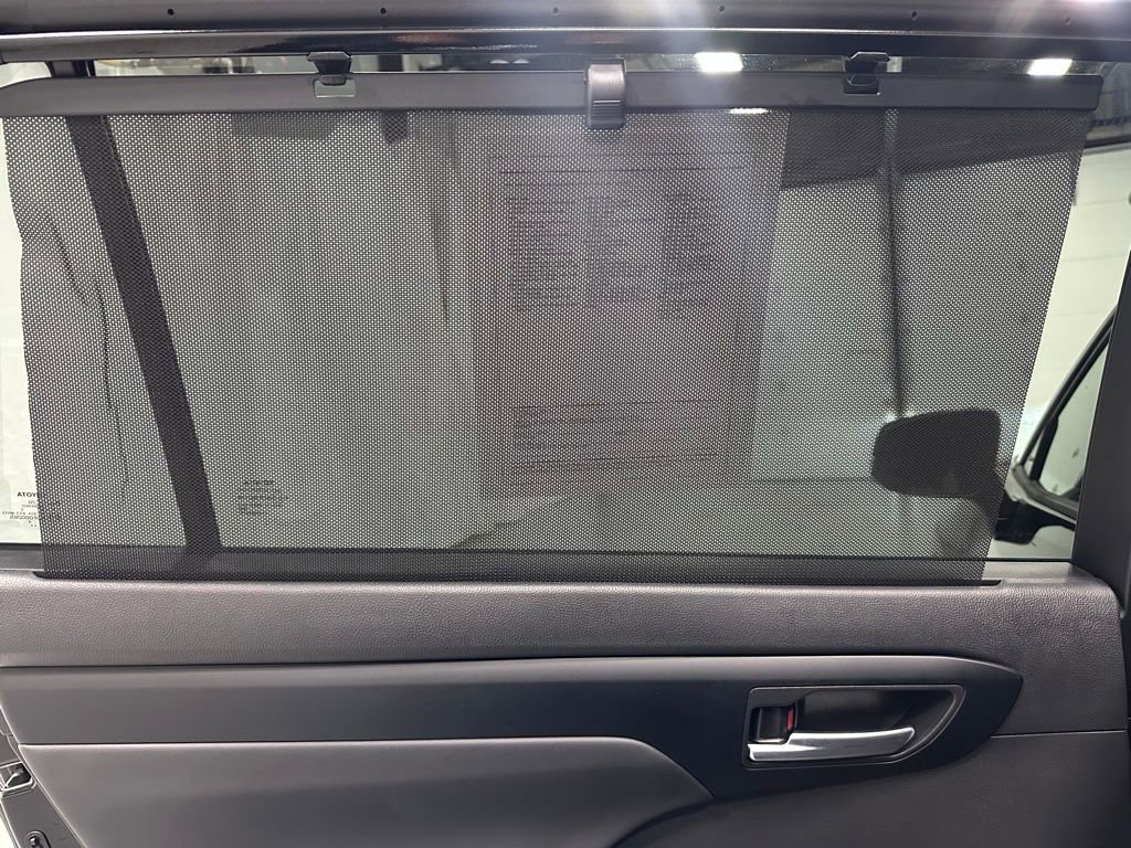 Used 2025 Toyota Highlander XSE image 46