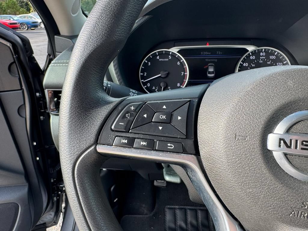 Used 2023 Nissan Sentra SV FWD image 21