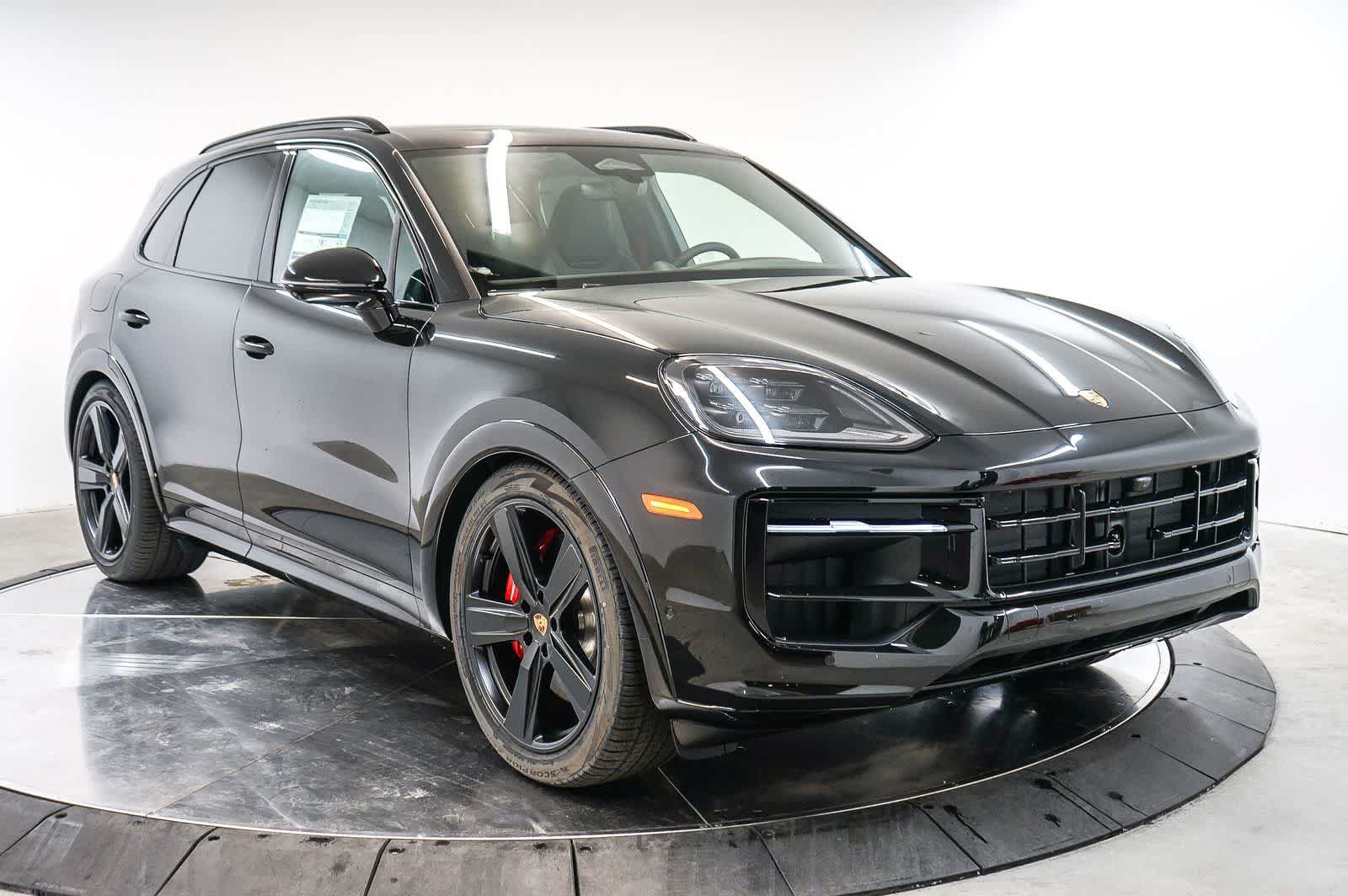 New 2026 Porsche Cayenne GTS AWD/4WD image 7