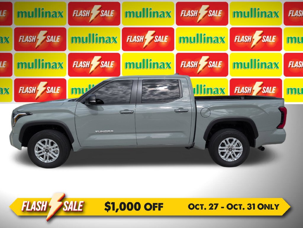Used 2026 Toyota Tundra SR5 w/ SR5 Premium Package AWD/4WD image 8