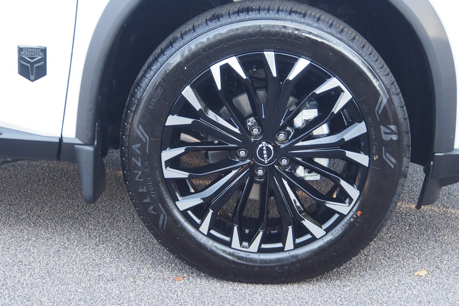 New 2026 Nissan Rogue Dark Armor FWD image 9