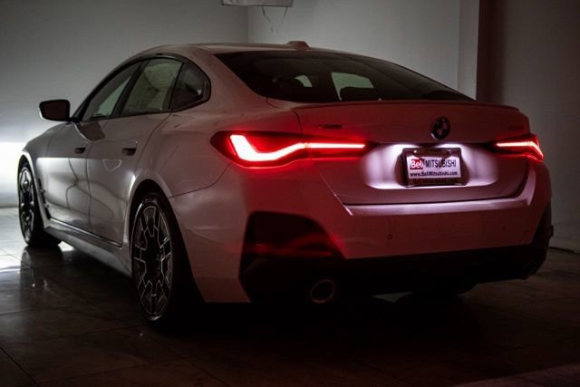 Used 2025 BMW 430i xDrive w/ M Sport Package image 39