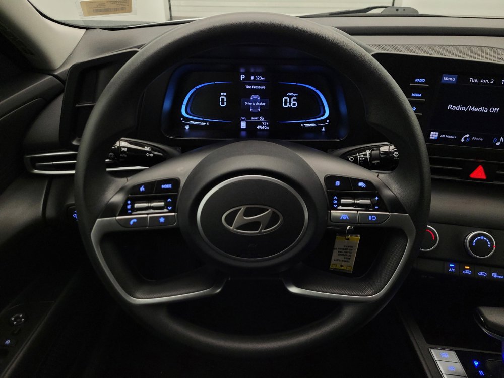 Used 2024 Hyundai Elantra SE FWD image 22