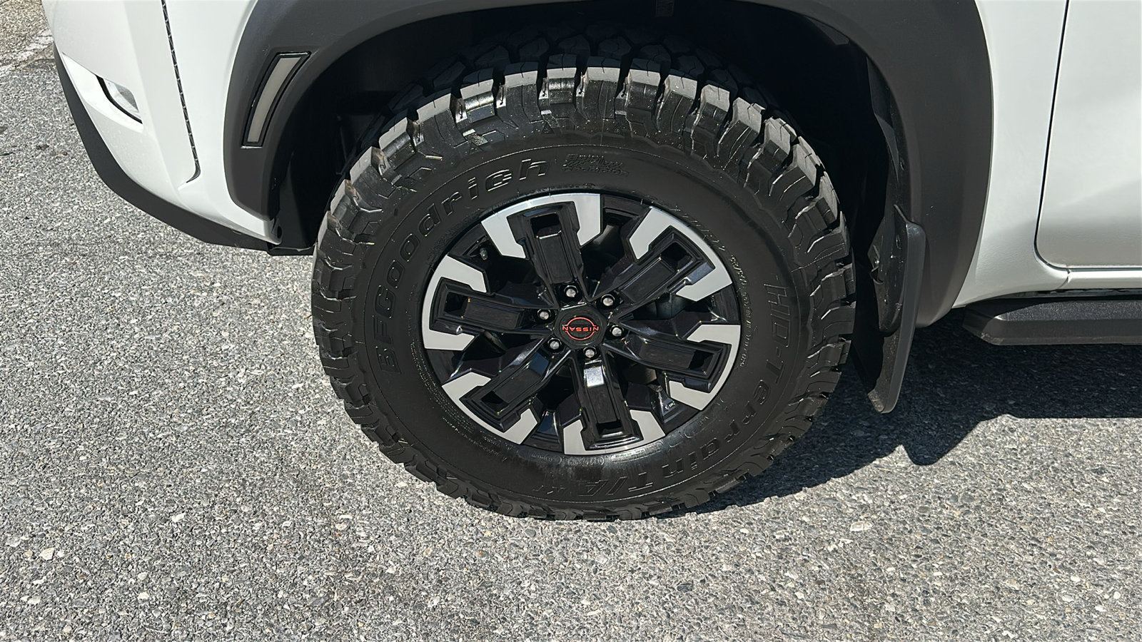 Certified 2023 Nissan Frontier PRO-4X w/ Technology Package AWD/4WD image 9