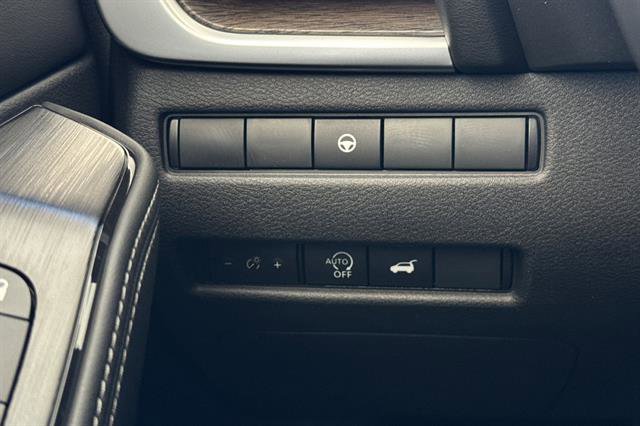 New 2026 Nissan Rogue Platinum image 30