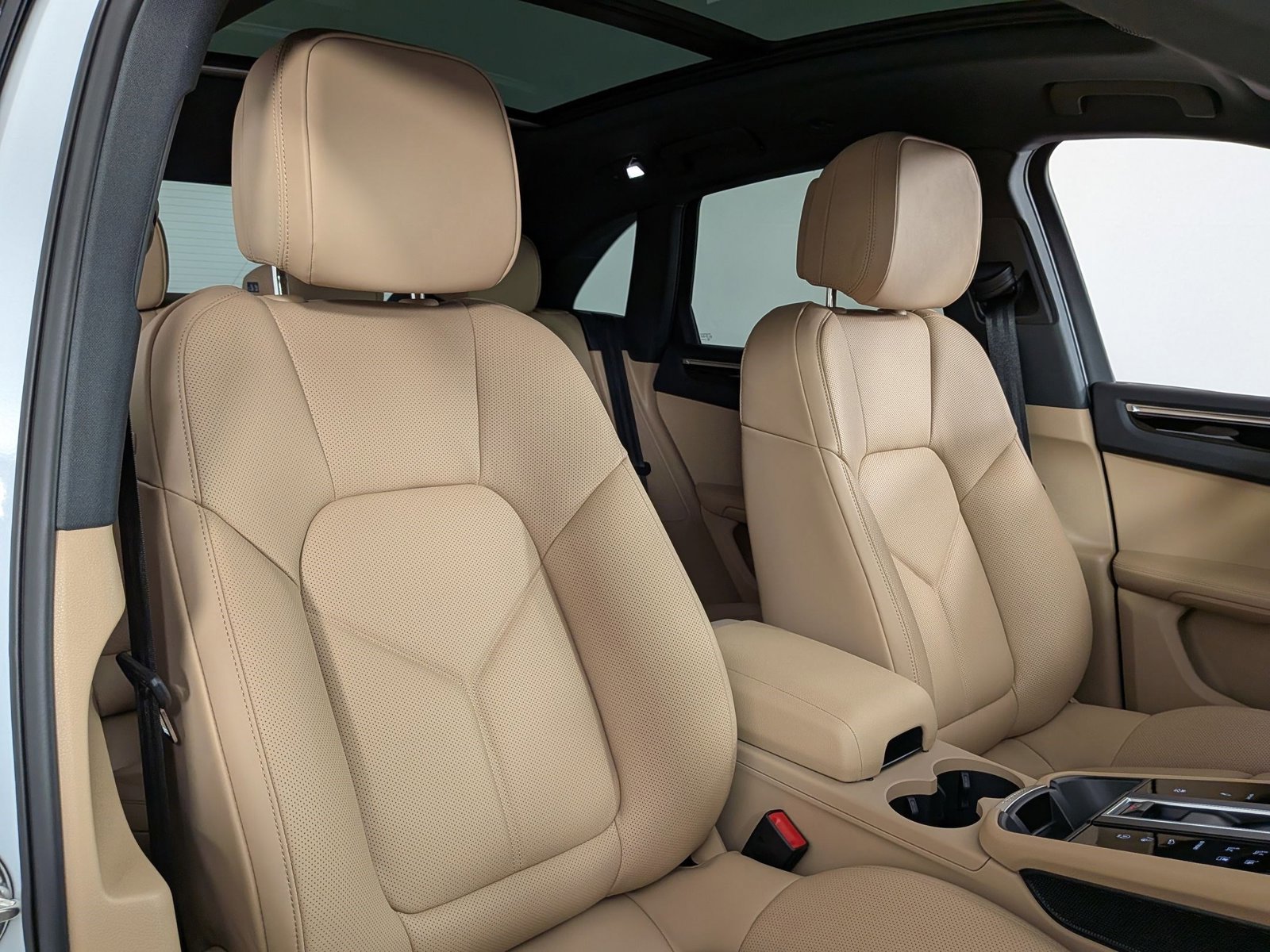 New 2026 Porsche Macan S AWD/4WD image 23