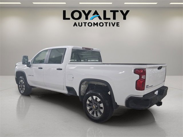 Used 2024 Chevrolet Silverado 2500 Custom w/ Custom Value Package image 3