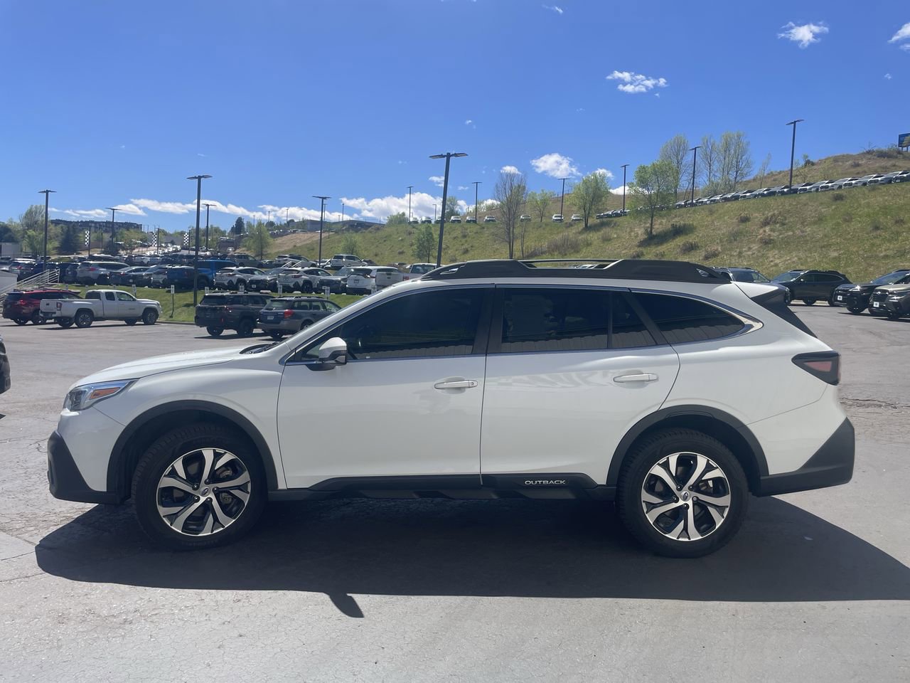 Used 2021 Subaru Outback Limited XT AWD/4WD image 4