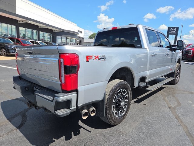 Used 2023 Ford F350 Platinum AWD/4WD image 5