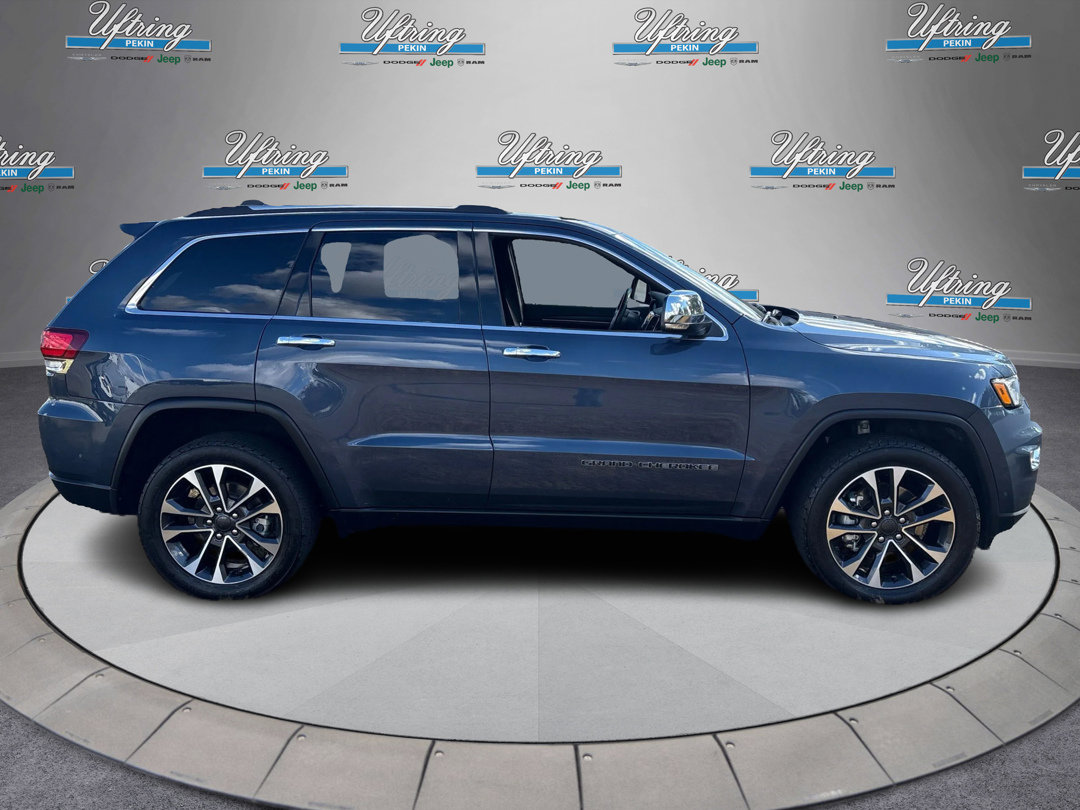Used 2021 Jeep Grand Cherokee Limited w/ Luxury Group II image 2