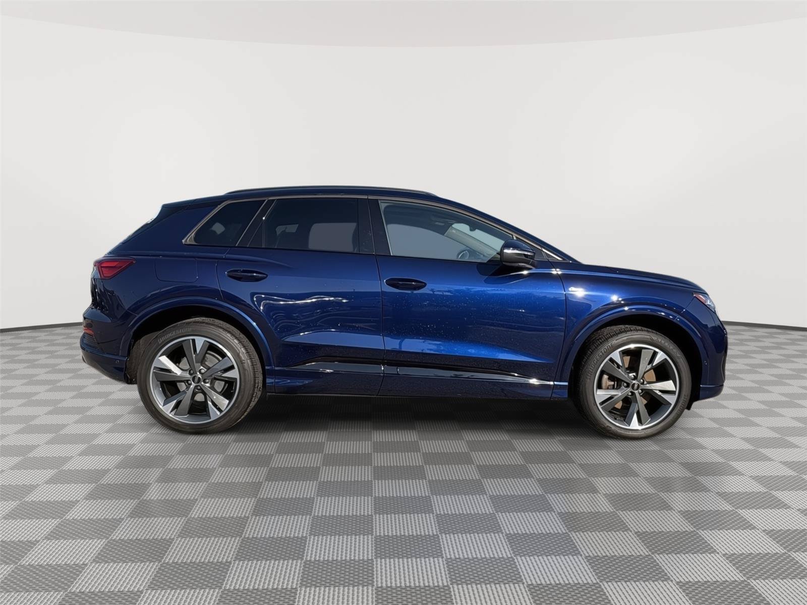 Certified 2023 Audi Q4 e-tron Premium Plus w/ Premium Plus AWD/4WD image 6