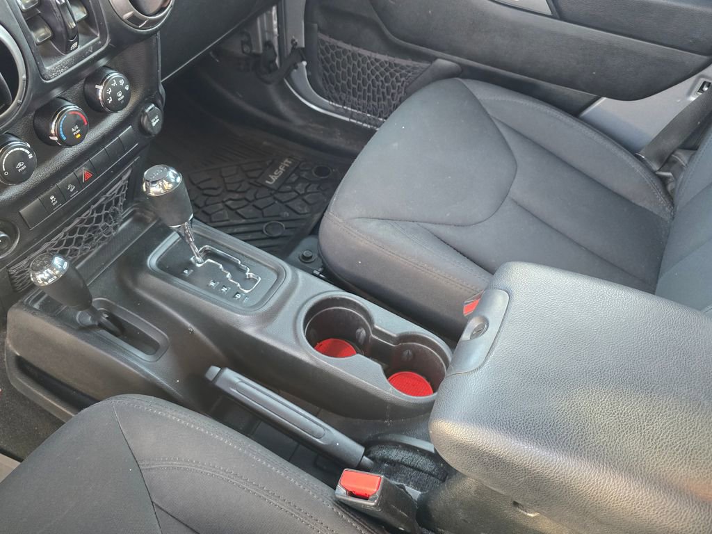 Used 2018 Jeep Wrangler Unlimited Sport S image 22