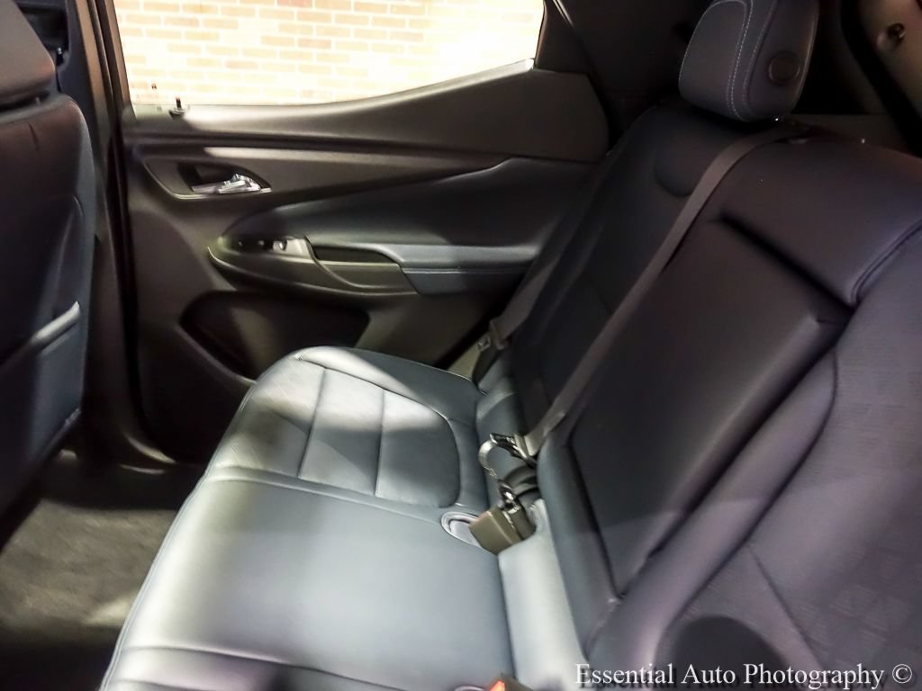 Used 2023 Chevrolet Bolt EUV Premier w/ Sun & Sound Package FWD image 16