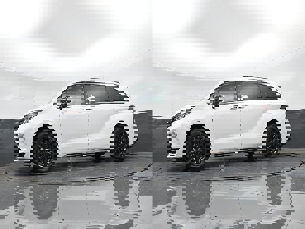 New 2025 Toyota Sienna XSE w/ XSE Premium Package image 35