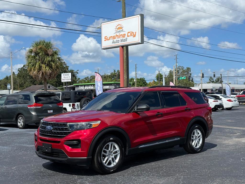 Used 2020 Ford Explorer XLT image 1