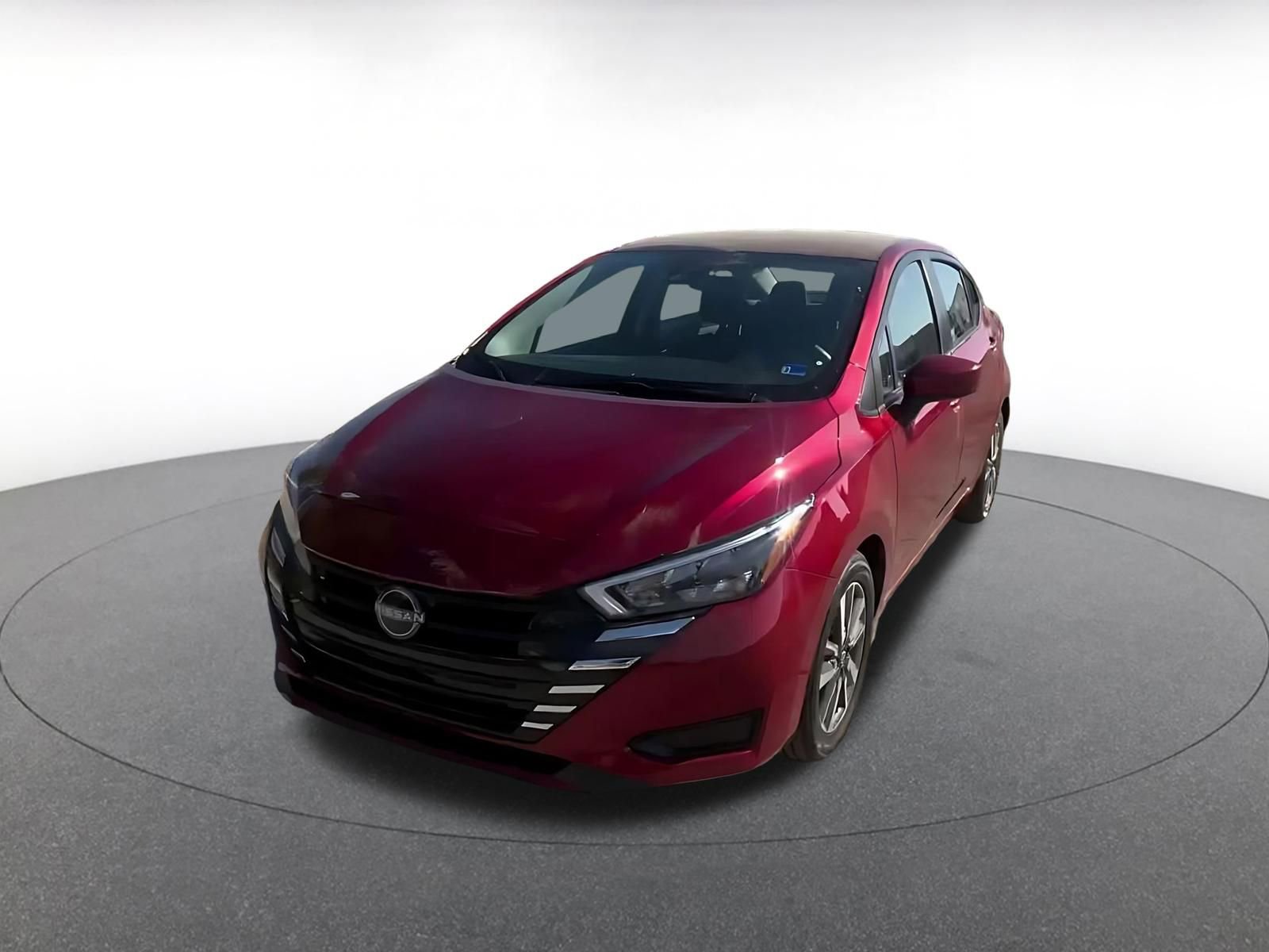 Used 2025 Nissan Versa SV image 7