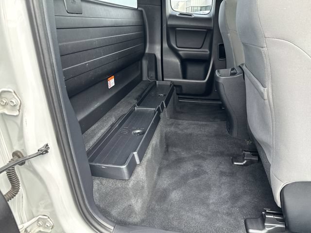 Used 2019 Toyota Tacoma SR RWD image 17