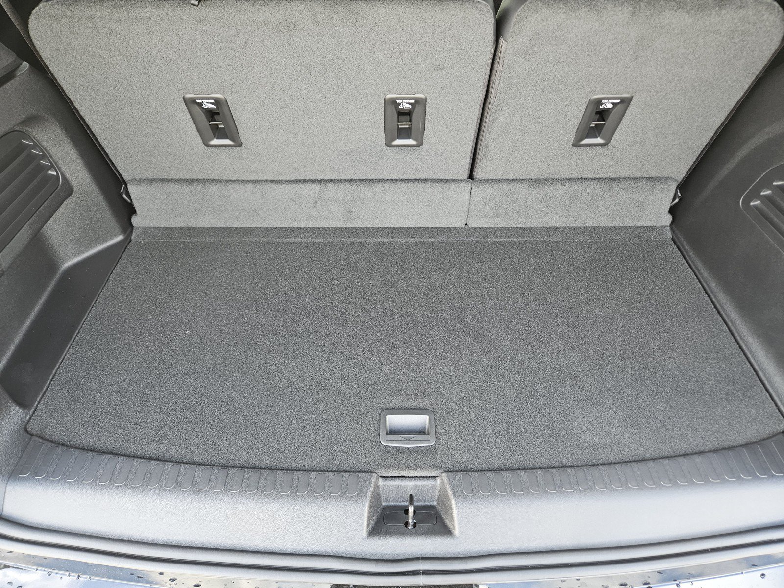 New 2027 GMC Acadia Denali Ultimate FWD image 24