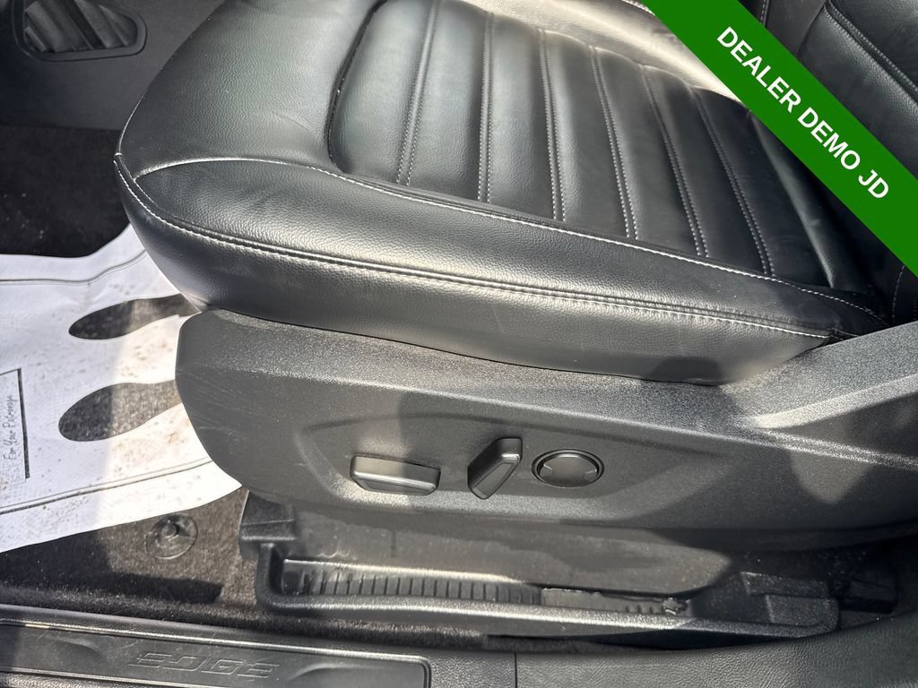 Used 2024 Ford Edge SEL w/ Convenience Package AWD/4WD image 23
