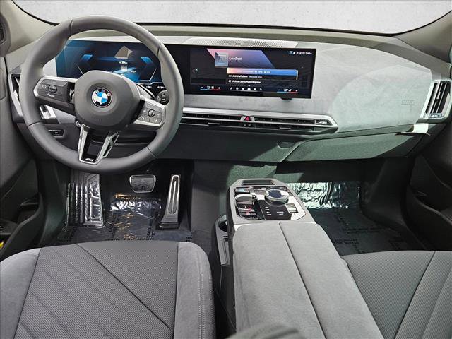 New 2026 BMW iX xDrive60 image 18
