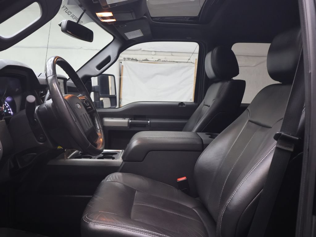 Used 2016 Ford F350 Lariat w/ Lariat Ultimate Package AWD/4WD image 17