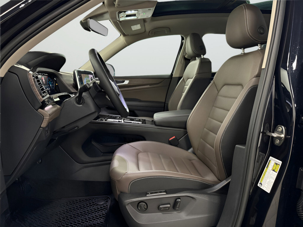 New 2026 Volkswagen Atlas SEL image 18