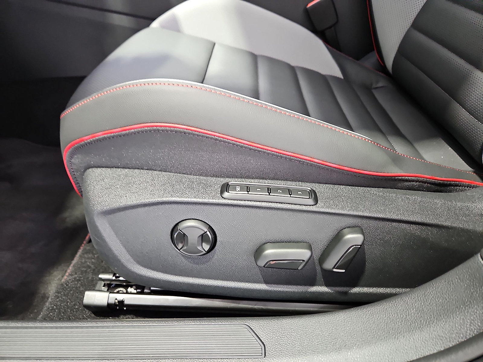 New 2026 Volkswagen GTI Autobahn FWD image 18