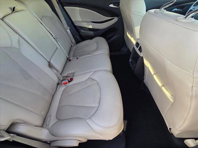 Used 2020 Buick Envision Preferred image 18