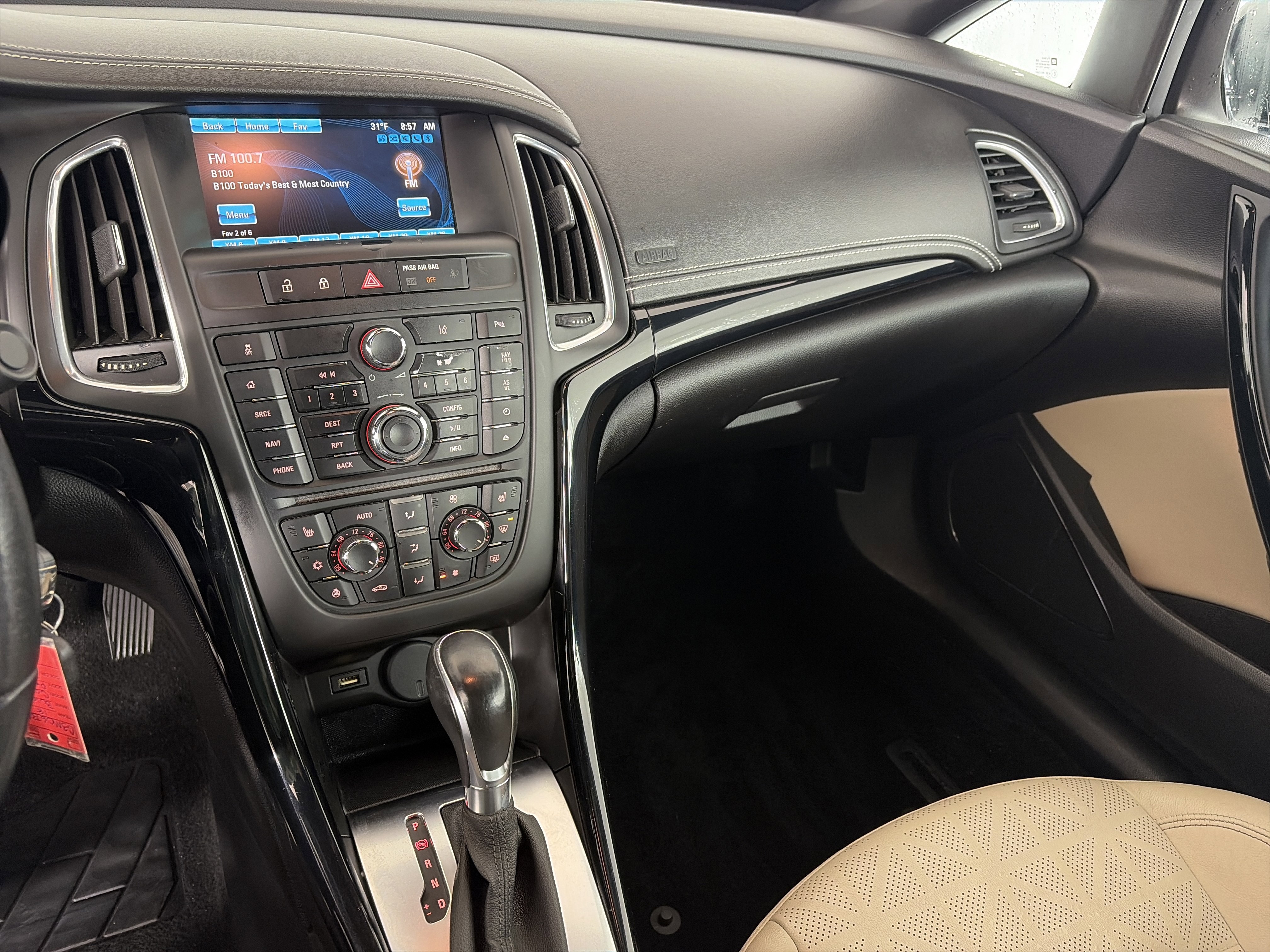 Used 2018 Buick Cascada Premium image 3