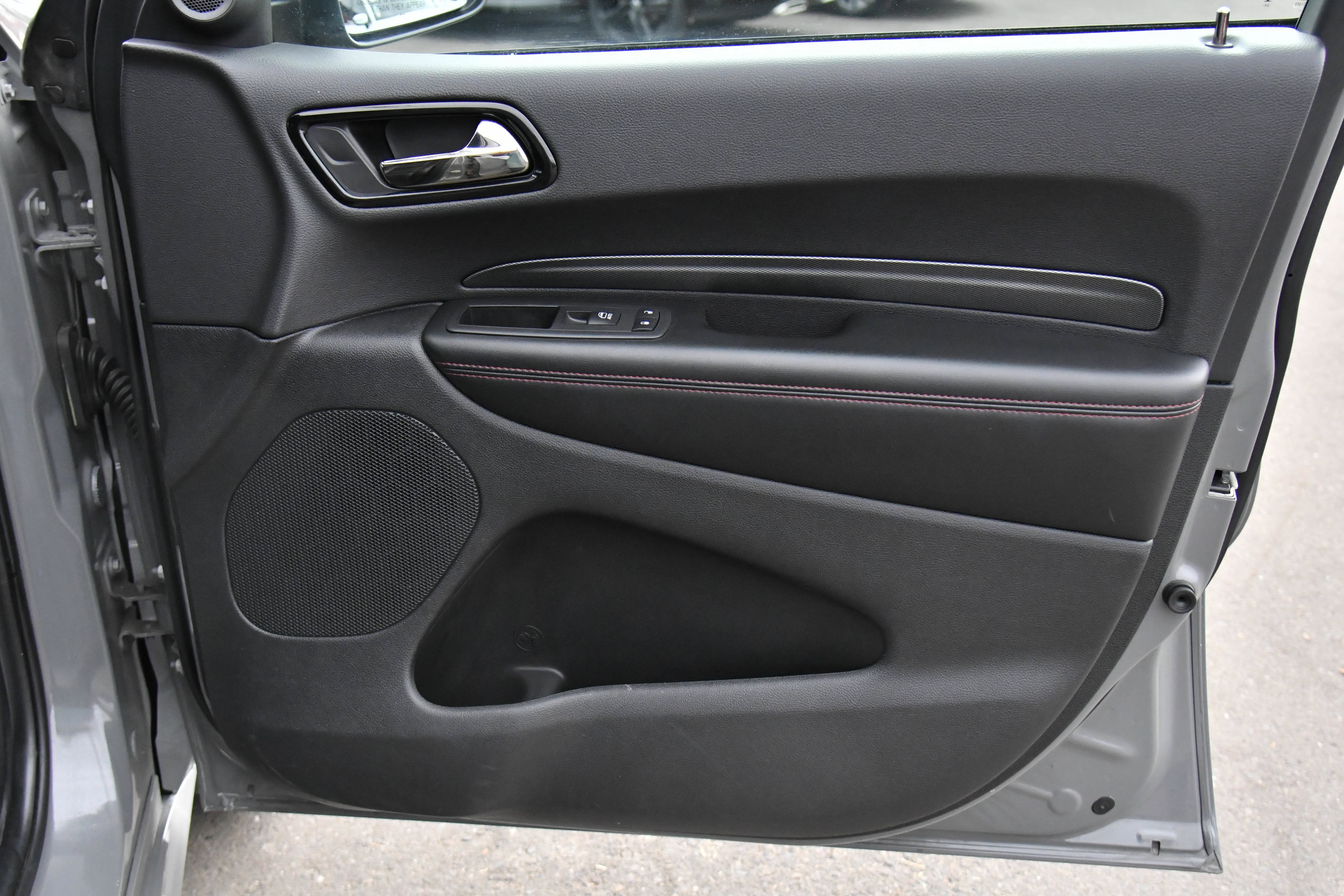 Used 2025 Dodge Durango GT AWD/4WD image 48