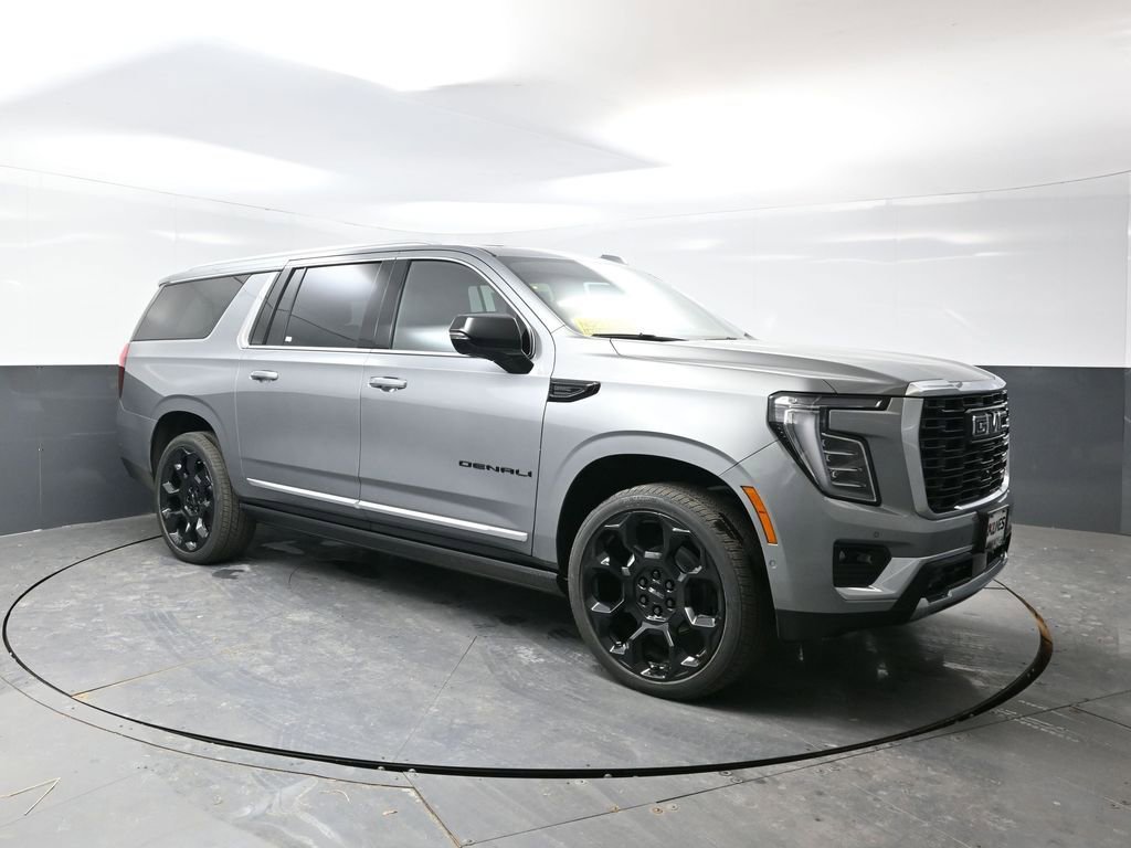 New 2026 GMC Yukon XL Denali w/ Denali Reserve Package image 3